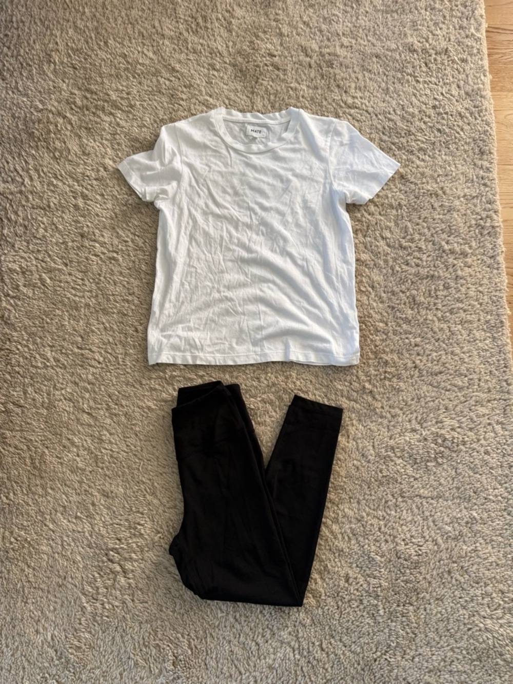 Mate the Label NWOT Black Organic Cotton midi Leggings with white t shirt - xs
